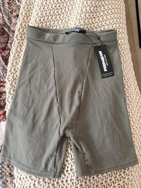 PrettyLittleThing Olive Ribbed Biker Shorts